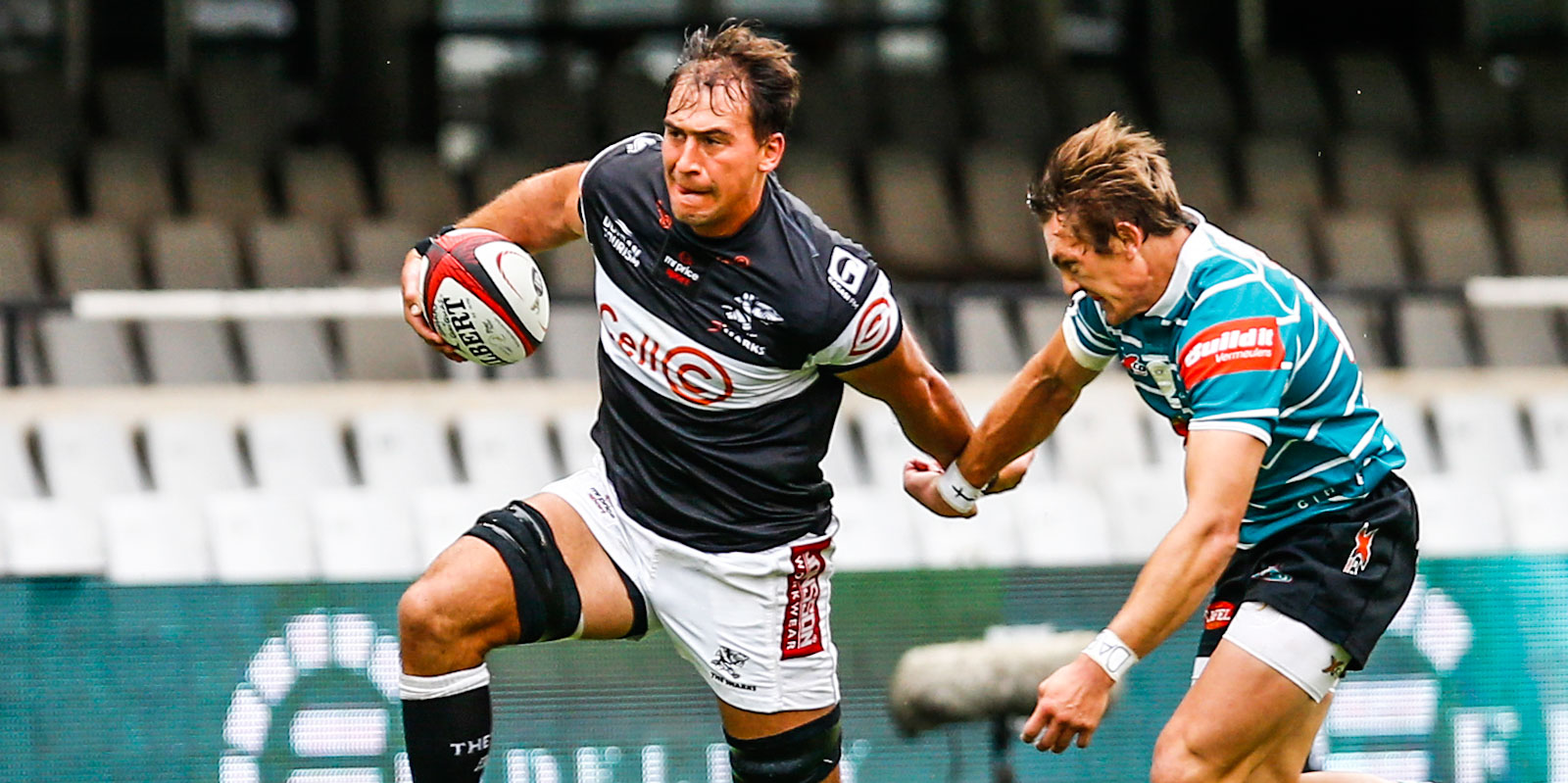 Henco Venter on the charge for the Cell C Sharks