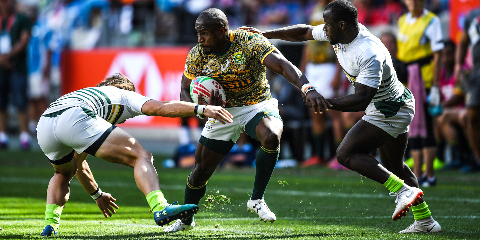 Siviwe Soyizwapi in action at the HSBC Cape Town Sevens in 2018