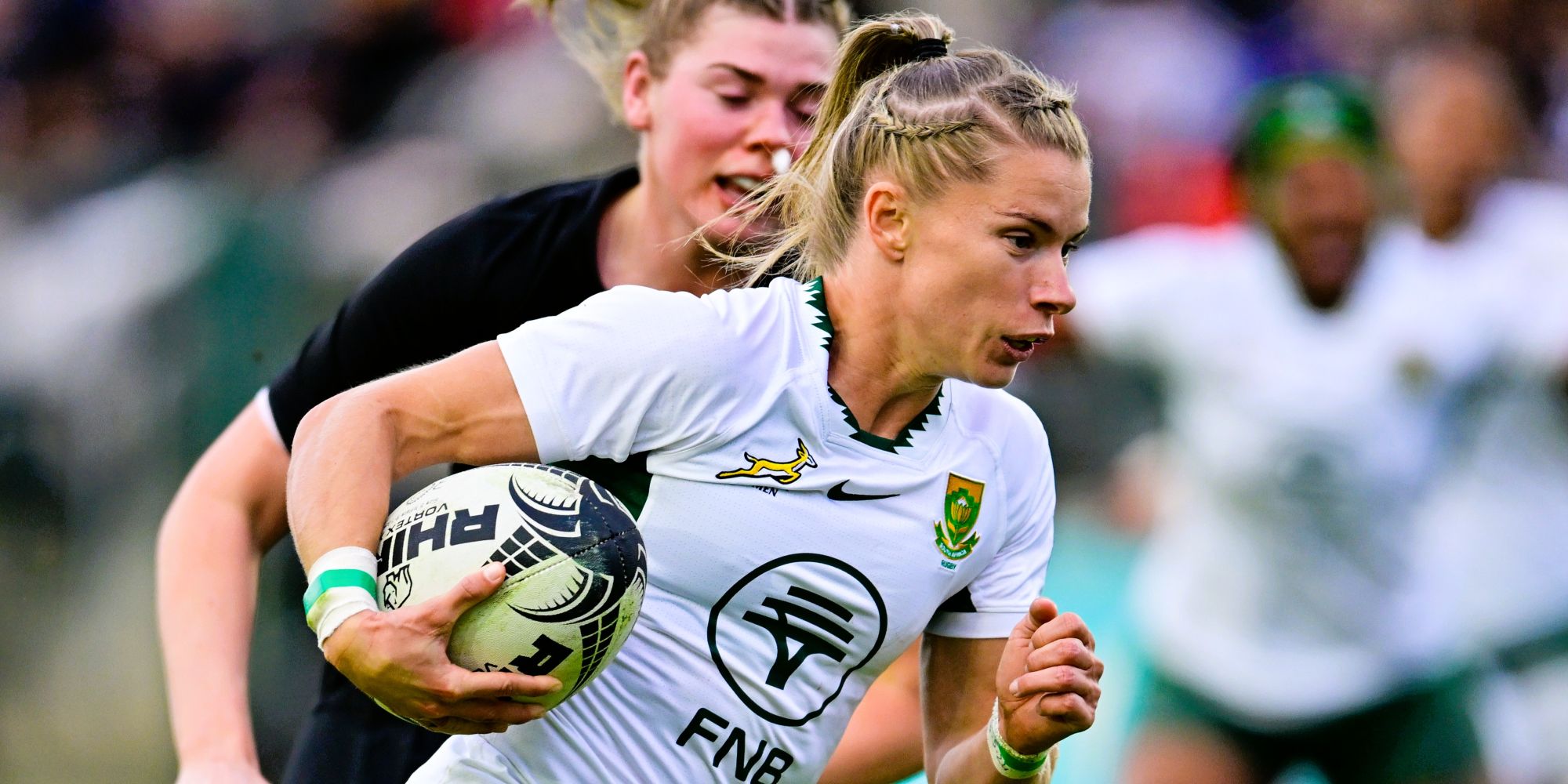 Nadine Roos on the attack.