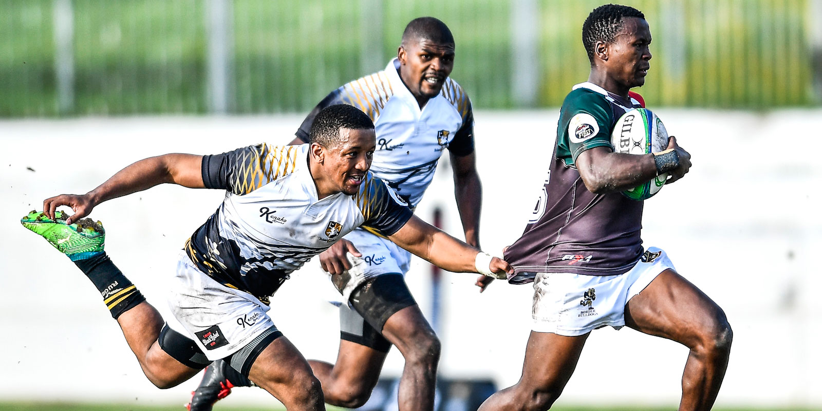 With the semi-finals looming, it's a big weekend in the Carling Currie Cup First Division.