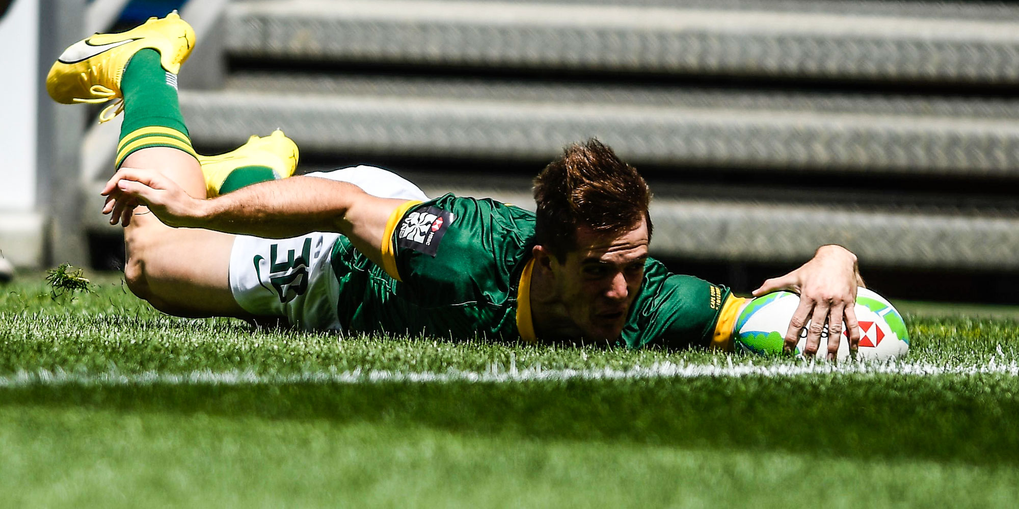 Quewin Nortje goes over for his first try against Great Britain.