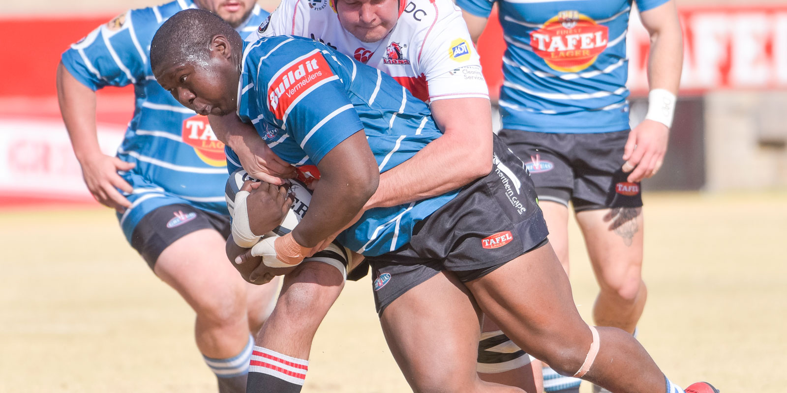 Mox Mxoli was one of the six Griquas try scorers.